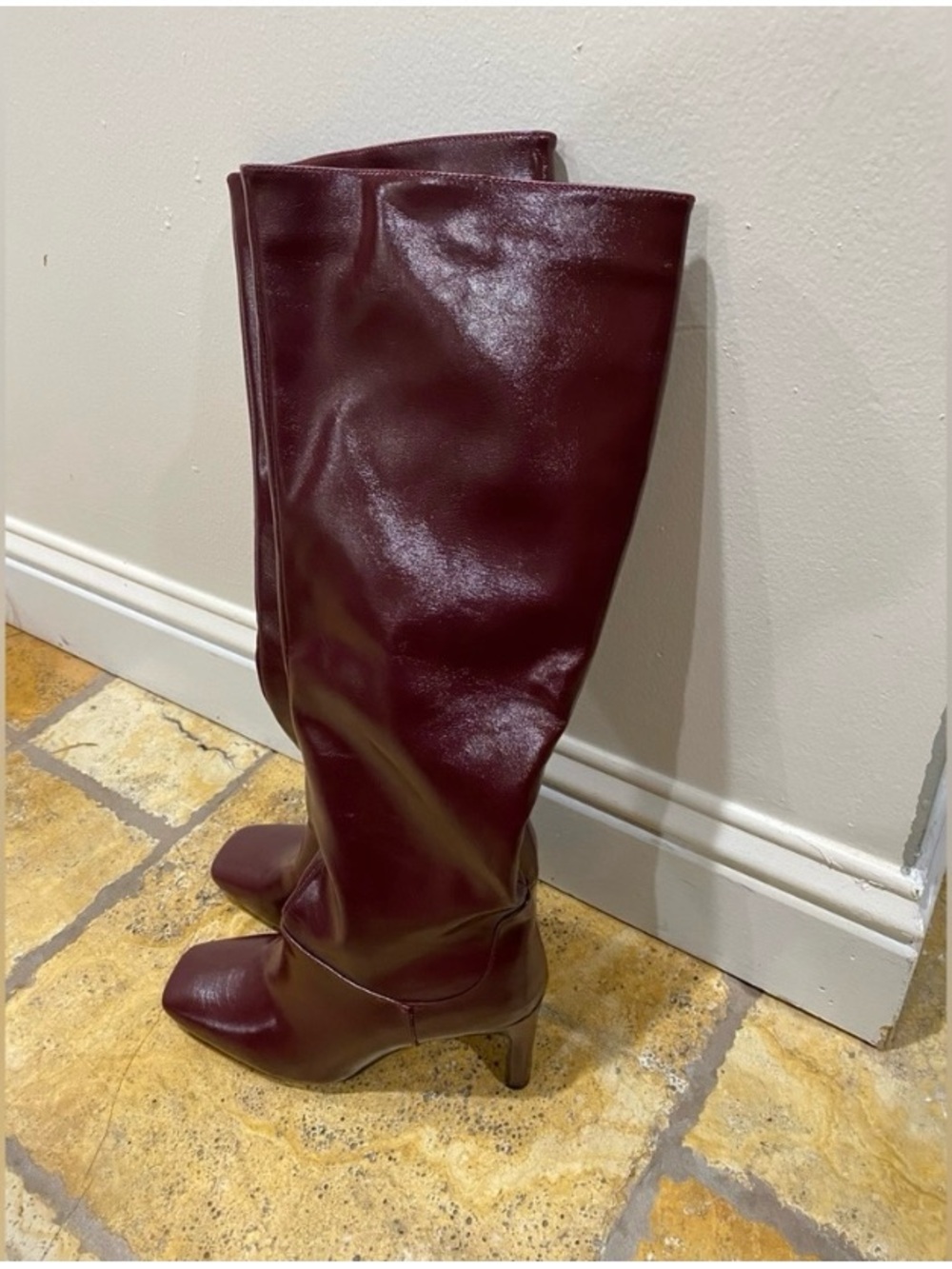 Commense burgundy High-Heel Square Toe Knee-High Boots new without box - Picture 5 of 6